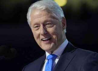 Bill Clinton Released from Hospital After Flu Treatment bill-clinton-released-from-hospital-after-flu-treatment