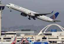 Body discovered in wheel well after United flight lands in Hawaii body-discovered-in-wheel-well-after-united-flight-lands-in-hawaii