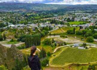 Clear Weekend Forecast: Clear Skies Ahead with Scattered Showers clear-weekend-forecast-clear-skies-ahead-with-scattered-showers