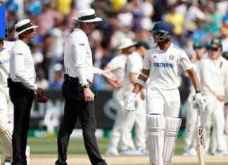 Controversial Jaiswal Dismissal: Former Top Umpire Defends Decision controversial-jaiswal-dismissal-former-top-umpire-defends-decision