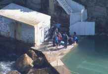 Man injured jumping from cliff into pool at Sydney beach: Safety precautions to prevent accidents man-injured-jumping-from-cliff-into-pool-at-sydney-beach-safety-precautions-to-prevent-accidents