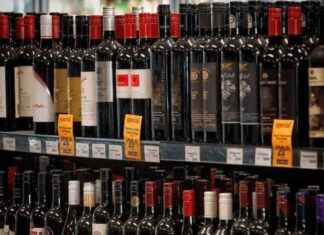 Navigating Festive Season Sobriety: Tips from a Sobriety Coach navigating-festive-season-sobriety-tips-from-a-sobriety-coach