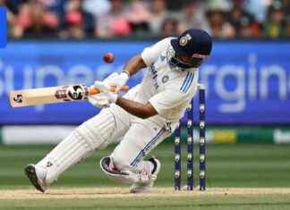 India Legend Criticizes Umpiring Decision in Cricket Match ndia-legend-criticizes-umpiring-decision-in-cricket-match