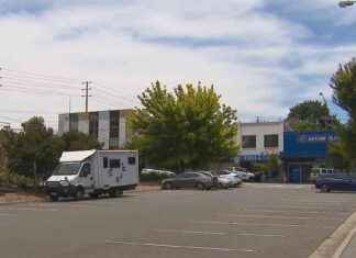 Armed Robbery in Doveton: Melbourne Police Seek Two Suspects armed-robbery-in-doveton-melbourne-police-seek-two-suspects