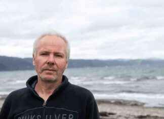 Confession of a Romance Novel Dropper: A True Story confession-of-a-romance-novel-dropper-a-true-story