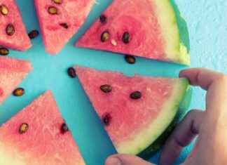 Expert: Summer Produce Abundant and Affordable – Tips for Fruits and Veggies expert-summer-produce-abundant-and-affordable-tips-for-fruits-and-veggies