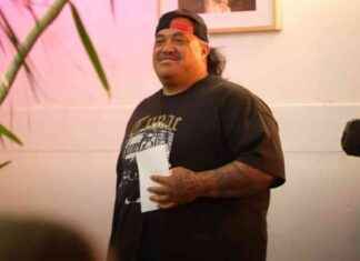 From Gangs to Gags: Richard Fa’avesi’s Comedy Journey from-gangs-to-gags-richard-faavesis-comedy-journey