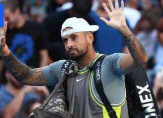 Kyrgios: Unmatched Fan Connection and Affection kyrgios-unmatched-fan-connection-and-affection