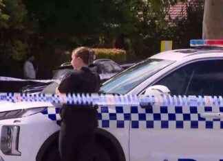 Man Found Dead in Melbourne Unit After Neighbours Report Hearing Shots man-found-dead-in-melbourne-unit-after-neighbours-report-hearing-shots