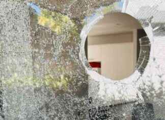 Rock-Throwing Incident Sparks Fear in Local Community rock-throwing-ncident-sparks-fear-in-local-community