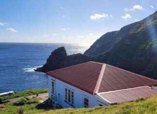 Stunning Views Await at Newly Restored Cape Brett DOC Hut stunning-views-await-at-newly-restored-cape-brett-doc-hut
