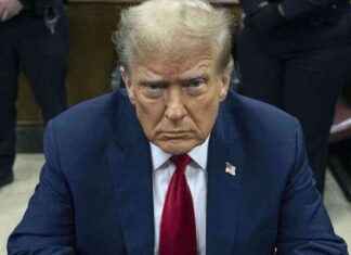 Trump’s lawyers seek to pause hush money case sentencing during appeal trumps-lawyers-seek-to-pause-hush-money-case-sentencing-during-appeal