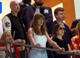 Taylor Swift Booed at Super Bowl Amid Donald Trump Controversy taylor-swift-booed-at-super-bowl-amid-donald-trump-controversy