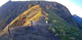 Australian Tourists Fined and Banned from Indonesian National Park australian-tourists-fined-and-banned-from-ndonesian-national-park