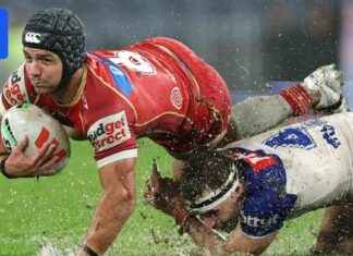 Dolphins Dominate Bulldogs in 36-Point Victory dolphins-dominate-bulldogs-in-36-point-victory