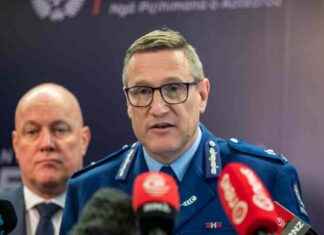 Police Officer Resigns Due to Pornography Discovery police-officer-resigns-due-to-pornography-discovery