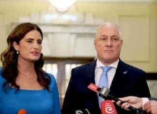 Reactions to Budget 25: Politicians and Economists Analyze Rabbit, Switch-ups, and Highway Robbery reactions-to-budget-25-politicians-and-economists-analyze-rabbit-switch-ups-and-highway-robbery