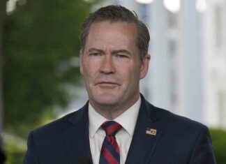 Waltz Resigns as Trump’s National Security Adviser After Signal Chat Mishap waltz-resigns-as-trumps-national-security-adviser-after-signal-chat-mishap